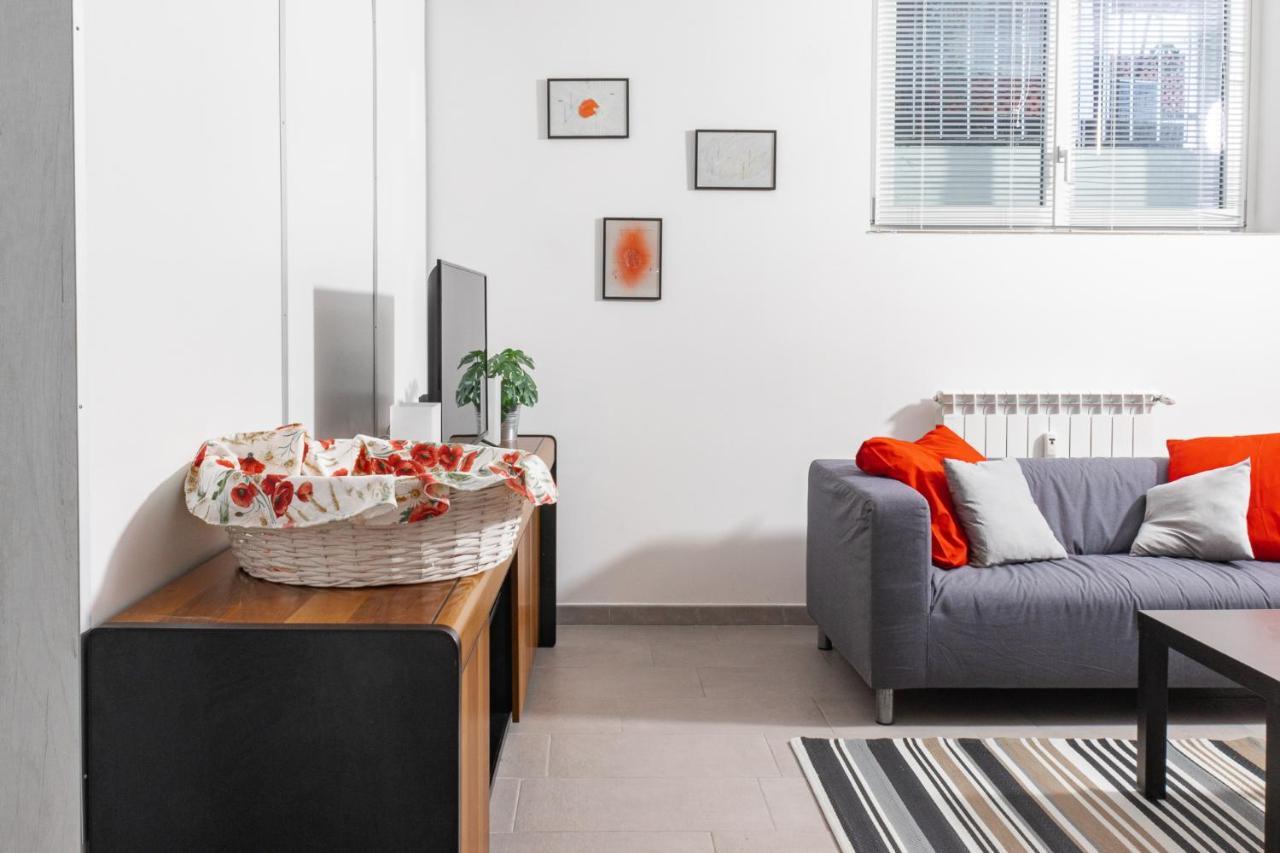 Staurenghi Red Apartment Varese Exteriér fotografie