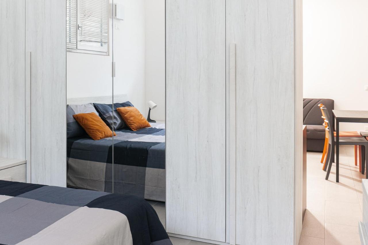 Staurenghi Red Apartment Varese Exteriér fotografie
